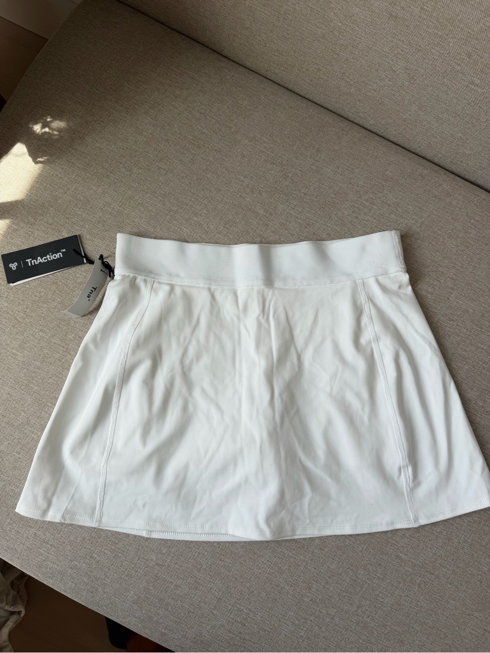 TnAction Court White Athletic Tennis Skort with Built-In Shorts | NWT